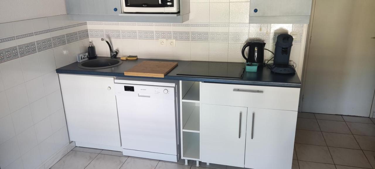 Appartement T2 Climatise Dans Residence Calme Cavalaire-sur-Mer Eksteriør bilde